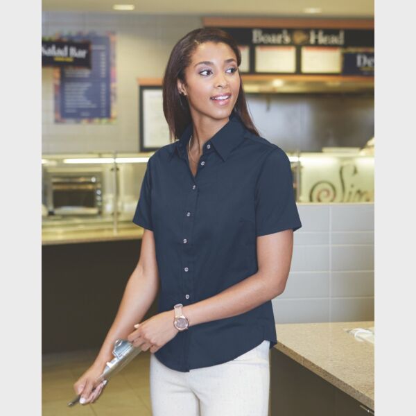 Harriton Ladies' Easy Blend™ Short-Sleeve Twill Shirt with Stain-Release